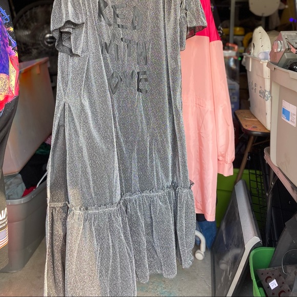 Maxi I AM RED WITH LOVE dress BTS SHEIN Metallic - Picture 3 of 6